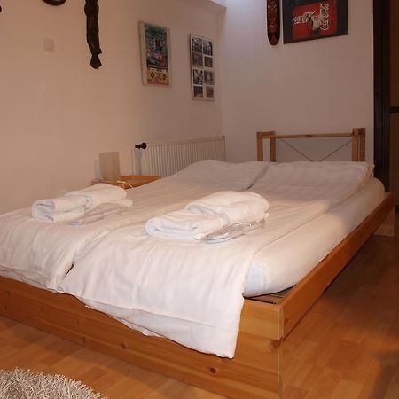 Attic Apartment City Center Praga Zewnętrze zdjęcie
