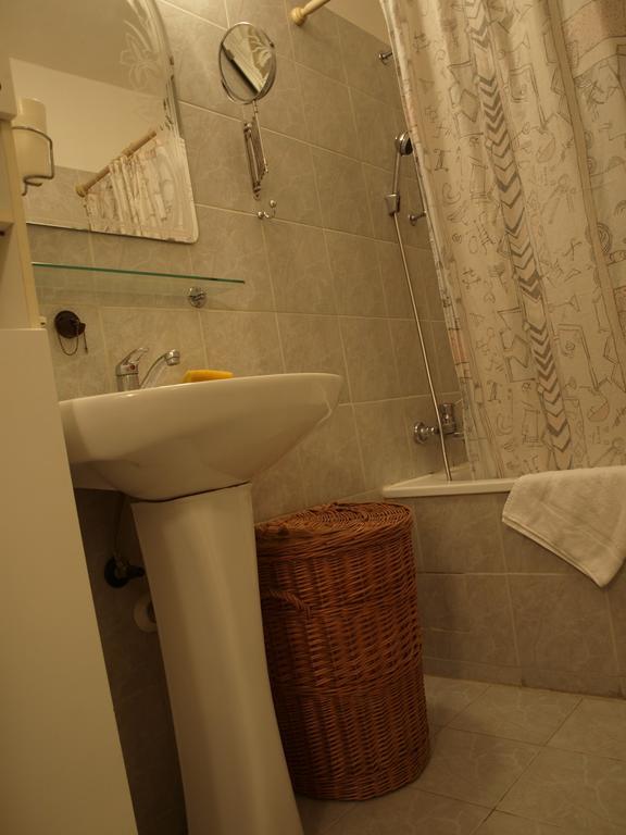 Attic Apartment City Center Praga Zewnętrze zdjęcie