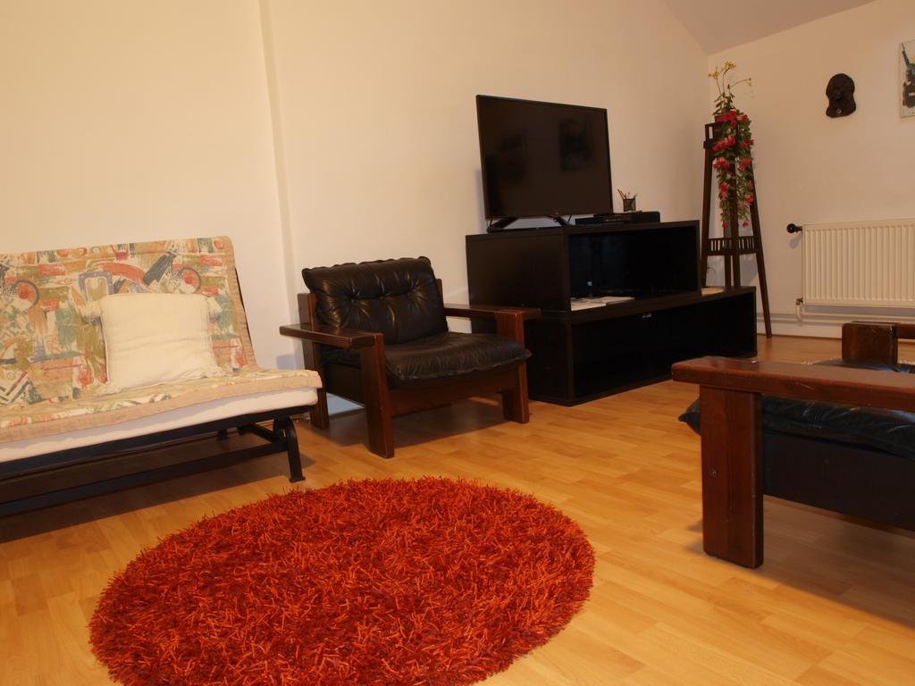 Attic Apartment City Center Praga Zewnętrze zdjęcie